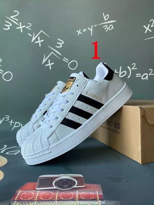 Adidas 22.55$ CODE 274-2793-R - Image 10