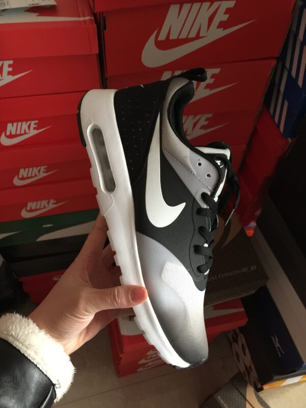Nike 46.12$ CODE shu-2092-R