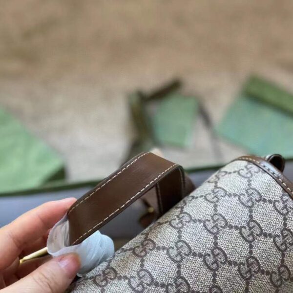 GUCCI 60.66$ code 472-5938-R