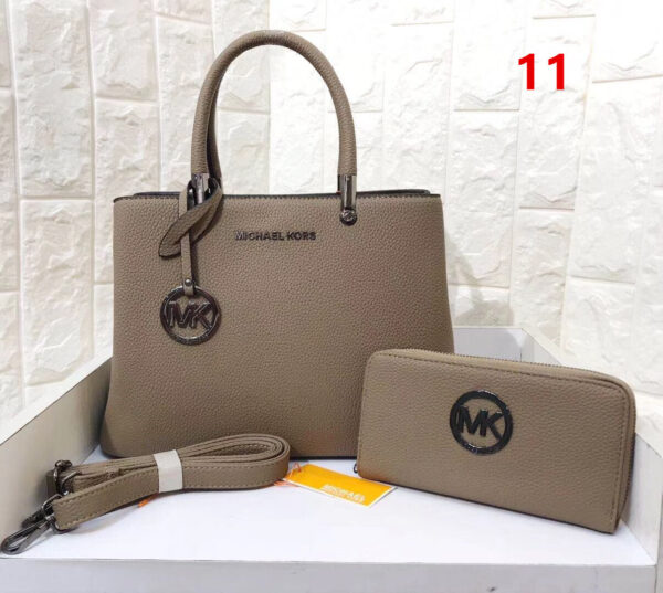 LV 36.61$ CODE 404-2094-R - Image 2