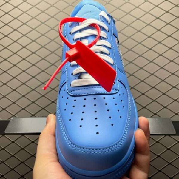 NIKE 48.36$ code 351-6724-R