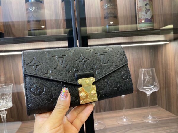LV 43.98$ CODE 306-6164-R - Image 9