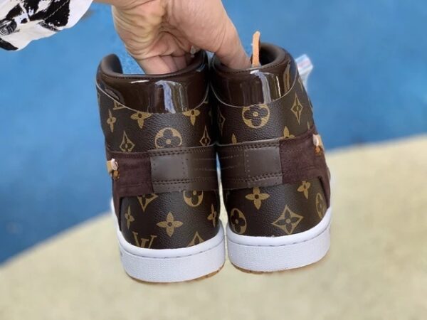 B1608-361￥62$LV+NIKE AJ - Image 2