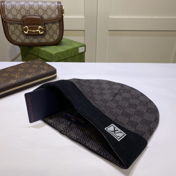 LV 17.99$ CODE 391-6191-R - Image 10
