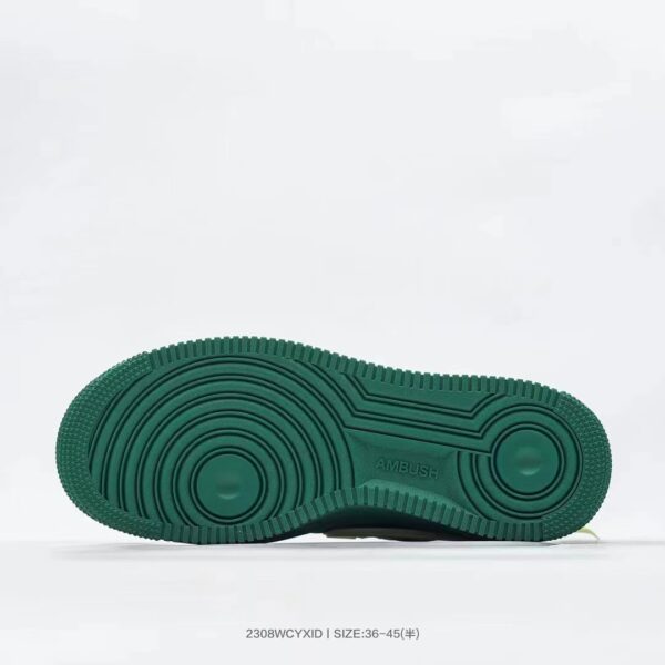 NIKE 51.42$ code 351-6736-R - Image 3