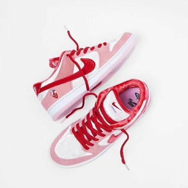 NIKE 41.11$ code 351-5815-R