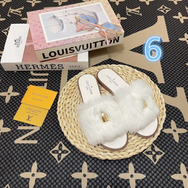 LV 34.89$ Code 449-6701-R - Image 7