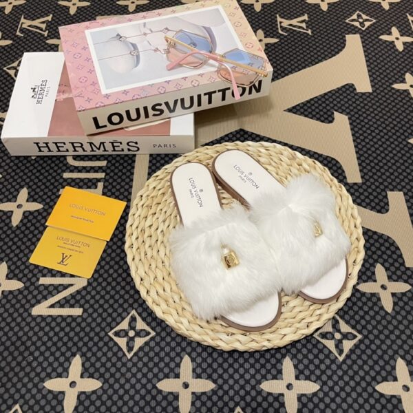 LV 34.89$ Code 449-6701-R - Image 8