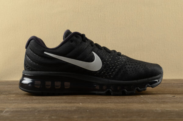 Nike 42.77$ CODE 351-2695-R - Image 4