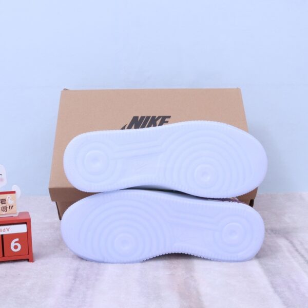 NIKE 27.99$ code 436-6450-R - Image 7