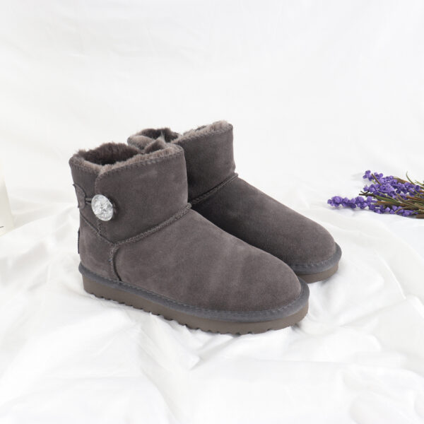3626- UGG 36.62$ CODE 279-622