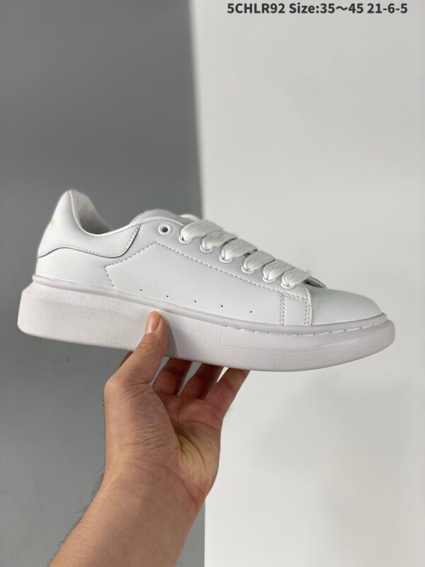 McQueen 57.66$ CODE 343-5554-R