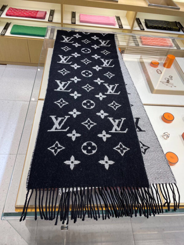 LV 26.99 code 391-5390-R - Image 12