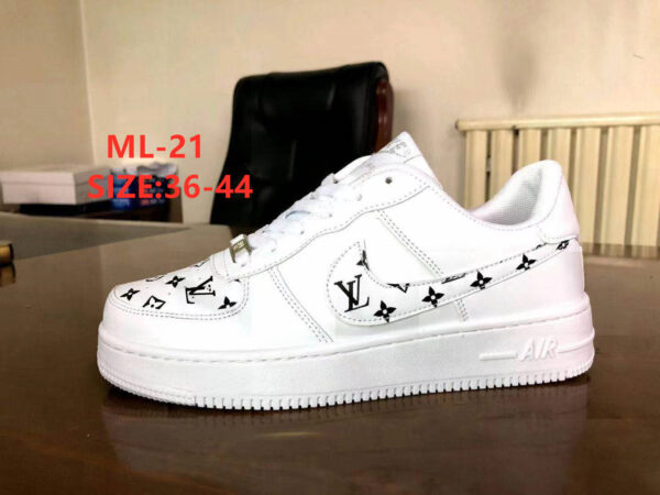 NIKE $24.57 CODE shu-2603-R