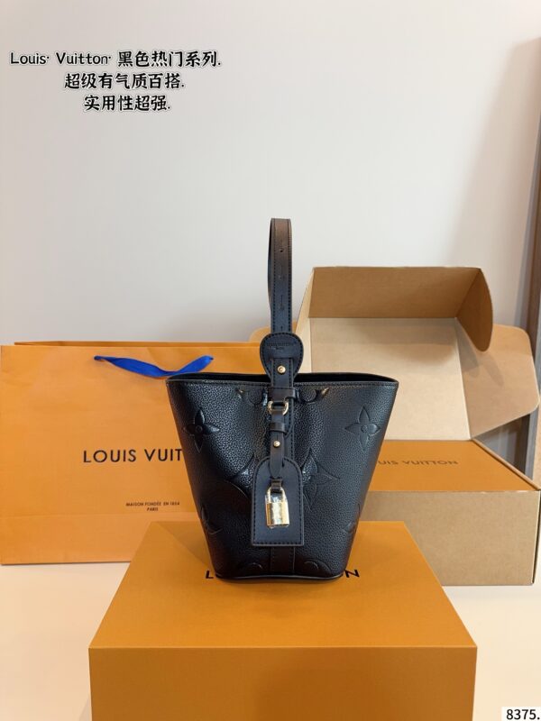 LV 63.88$ code 306-7593-R