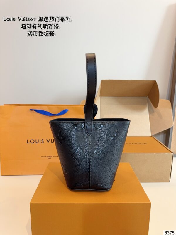 LV 63.88$ code 306-7593-R - Image 3