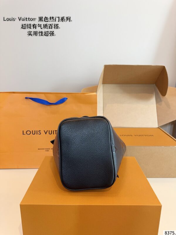 LV 63.88$ code 306-7593-R - Image 4