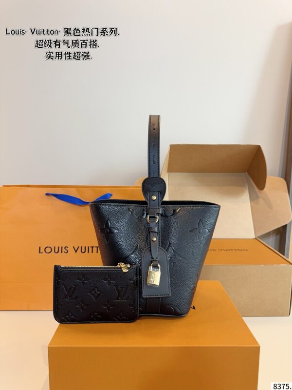 LV 63.88$ code 306-7593-R - Image 9