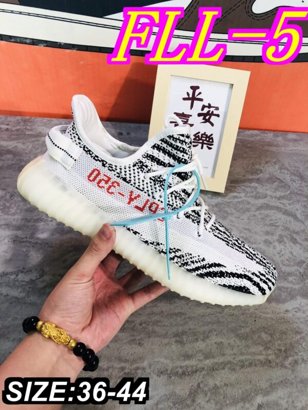 adidas 44.99$ code 351-5934-R - Image 3