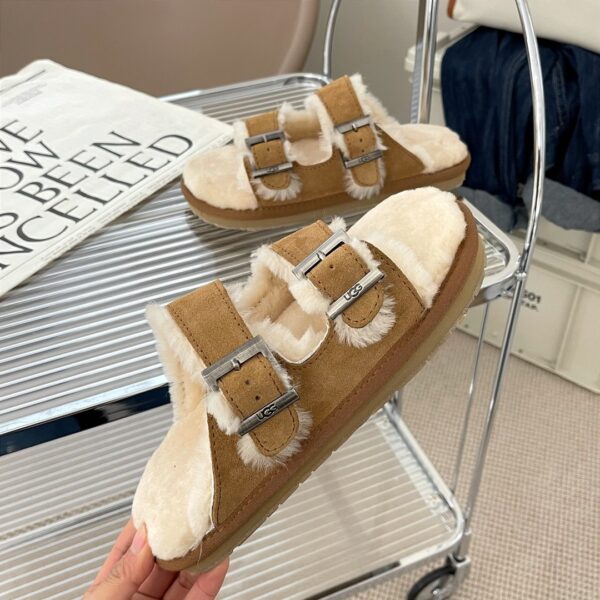 UGG 46.66$ code 506-6785-R - Image 3