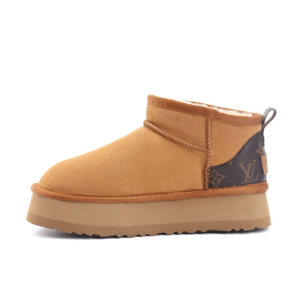 UGG 43.66$ code 279-6765-R