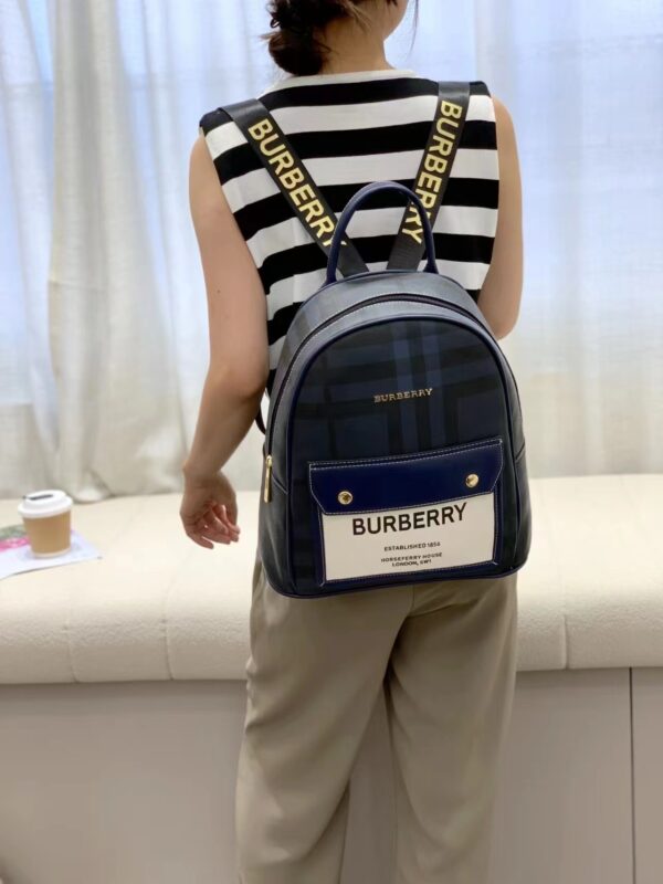 BURBERRY 36.73$ code 404-6760-R - Image 12