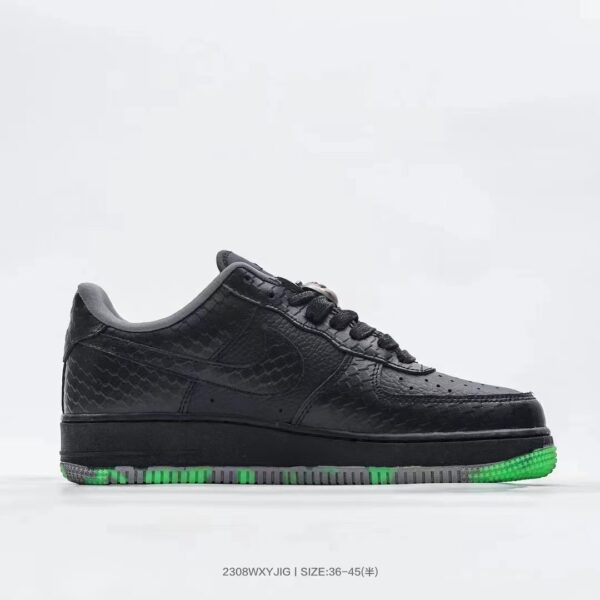 NIKE 53.91$ code 351-6723-R - Image 9