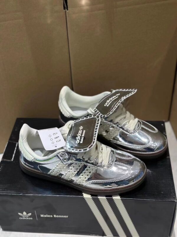 adidas 58.11$ Code 515-6686-R - Image 5