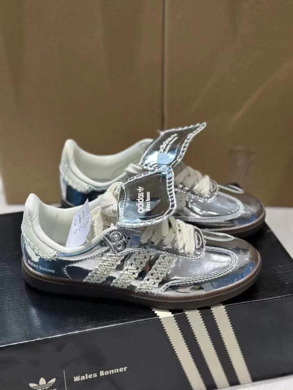 adidas 58.11$ Code 515-6686-R - Image 7