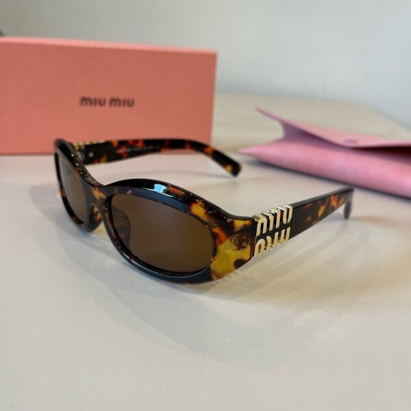 MIUMIU 27.99$ code 314-7476-R - Image 9