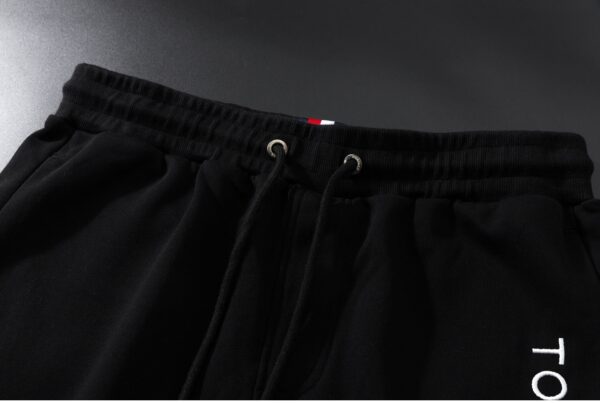 tommy 31.88$ code 268-6658-R - Image 6