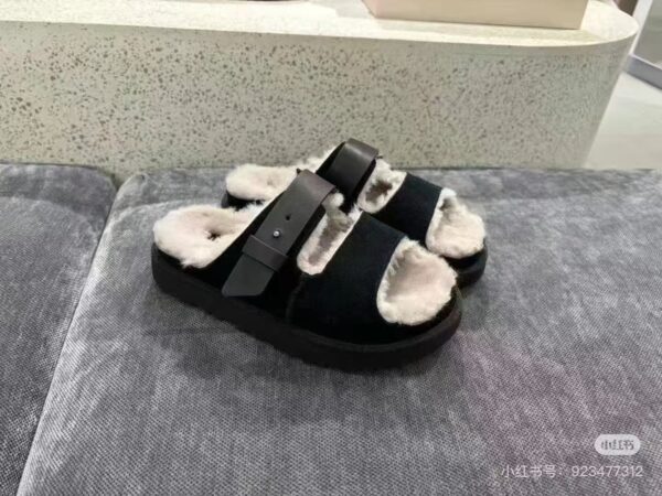 UGG 90.46$ code 525-7473-R - Image 12