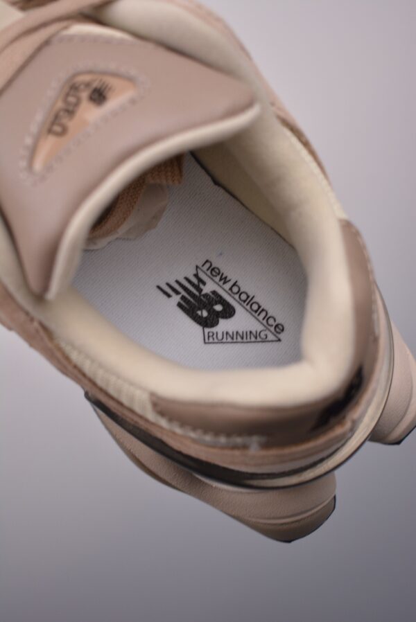 NB 61.21$ 351-6799-R