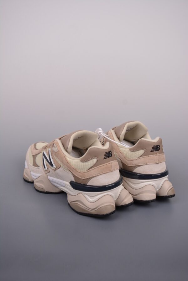 NB 61.21$ 351-6799-R - Image 9