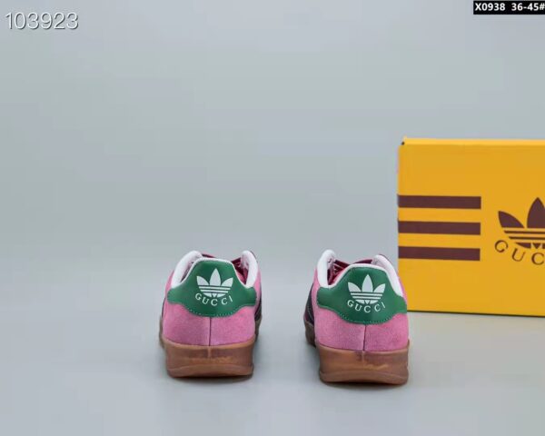 adidas 49.99$ code 351-6481-R - Image 2