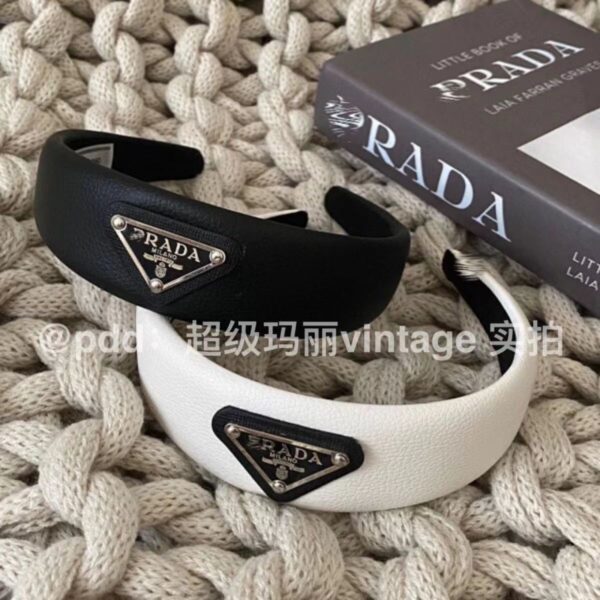 Z4971 PRADA 20$