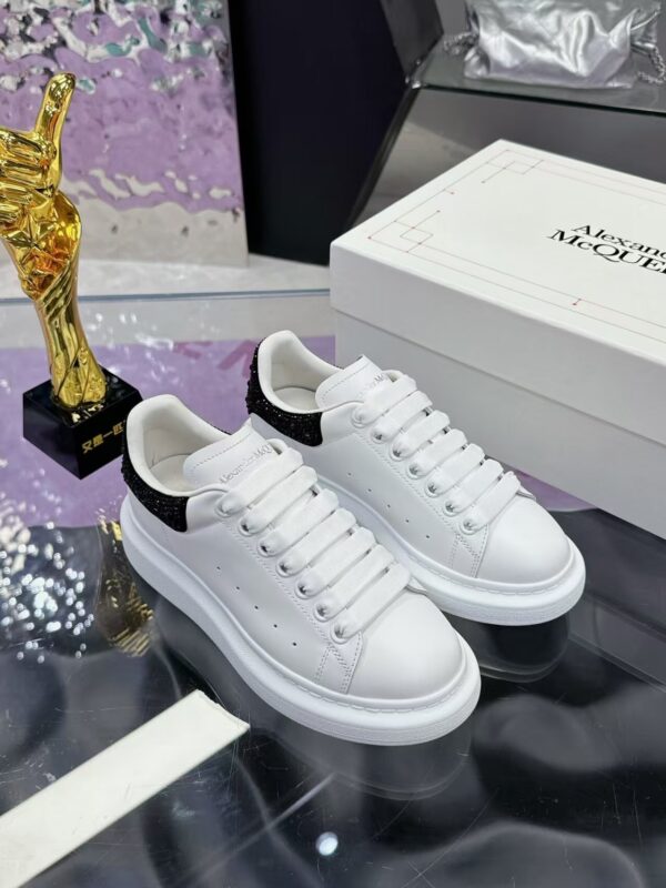 Z6956 ALEXANDER MCQUEEN 58$ - Image 12