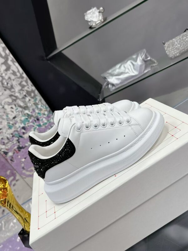 Z6956 ALEXANDER MCQUEEN 58$ - Image 4