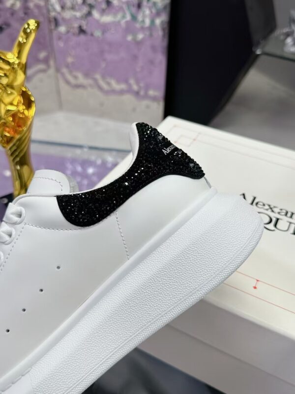 Z6956 ALEXANDER MCQUEEN 58$ - Image 8
