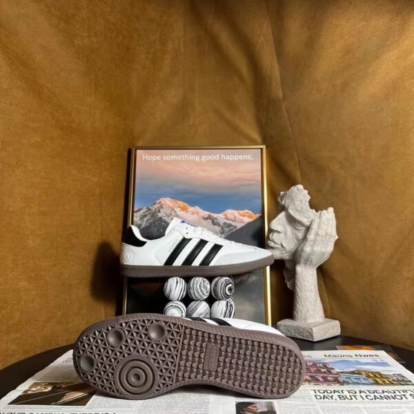 adidas 31.99$ code 477-6634-R - Image 7