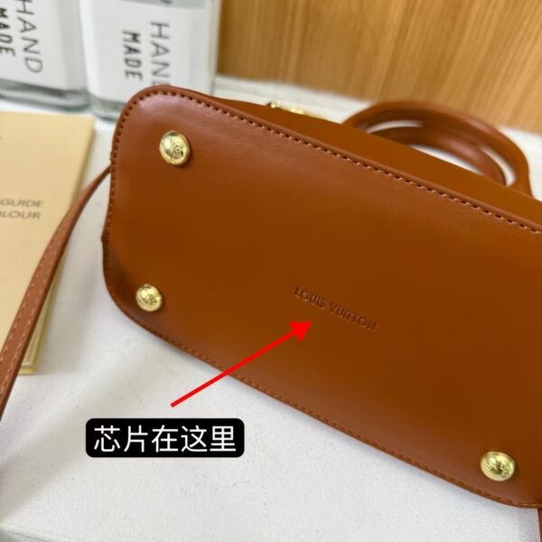 1525-245￥ - Image 11