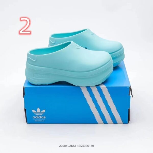 adidas 45.09$ Code 351-6695-R - Image 3