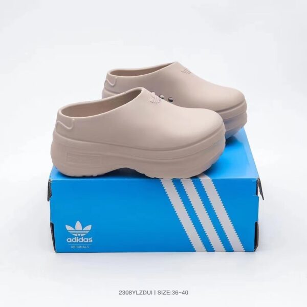 adidas 45.09$ Code 351-6695-R - Image 5