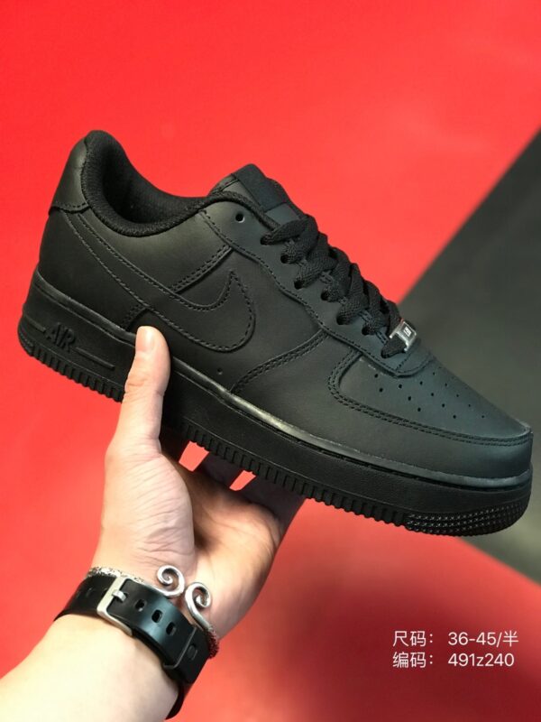 NIKE 29.99$ CODE 475-6040-R - Image 6