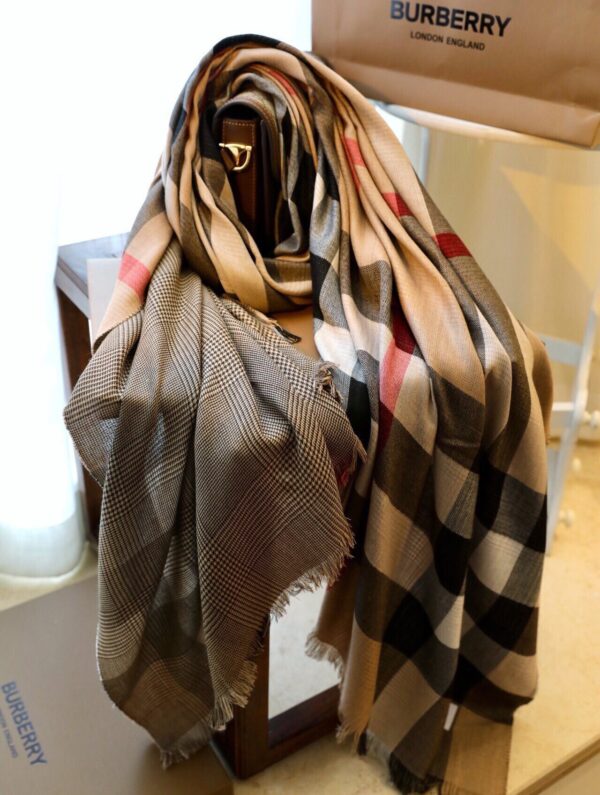 1043-210￥ - Image 2