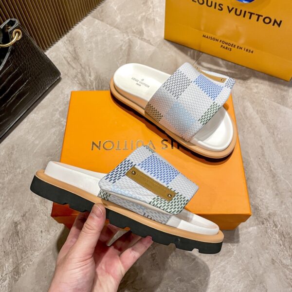 LV 43.99$ code 449-7396-R - Image 4