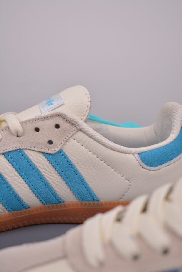 adidas 45.66$ code 351-6712-R - Image 12