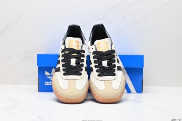 adidas 49.99$ code 351-7014-R - Image 2