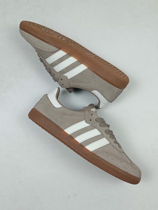 adidas 49.99$ code 351-7009-R - Image 10
