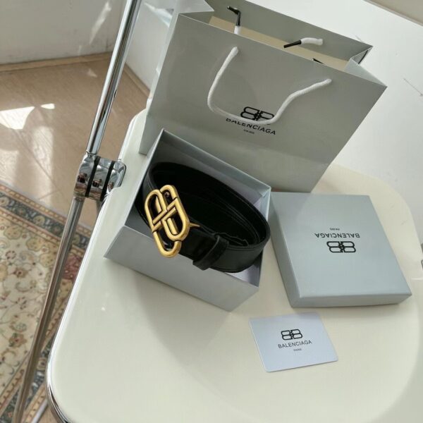 balenciaga 19.99$ Code 454-6702-R - Image 2